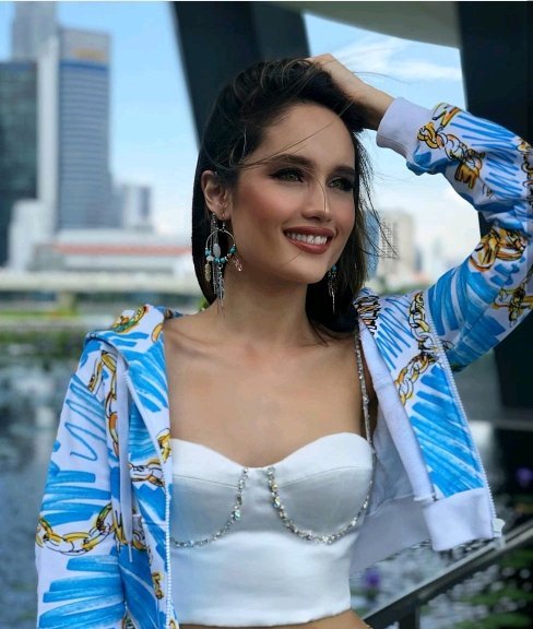 Para Selebriti Cantik Ini Ajak Anak Muda Indonesia untuk Memilih