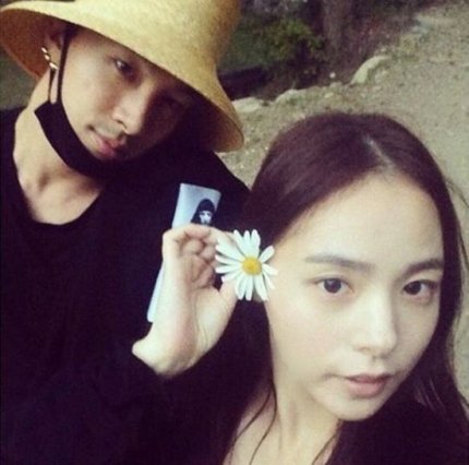 Taeyang dan Min Hyo Rin Akan Segera Punya Anak