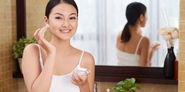 Urutan Skincare yang benar_Womanindonesia.jpg