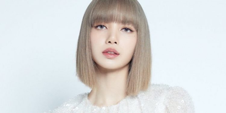 Lisa BLACKPINK Positif Covid-19_womanindonesia.jpg