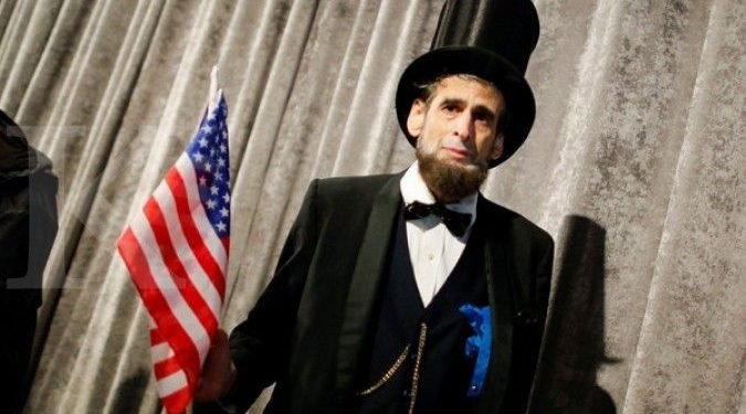 Pernah Gagal Berkali-kali, Abraham Lincoln Akhirnya Sukses Berbisnis_womanindonesia.co.id.jpg