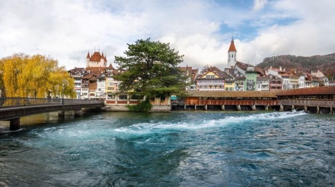 Putra Sulung Ridwan Kamil Hilang di Sungai Swiss_womanindonesia.co.id