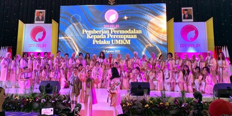 PPLIPI Berikan Bantuan Permodalan Bagi 400 Perempuan Pelaku UMKM_womanindonesia.co.id