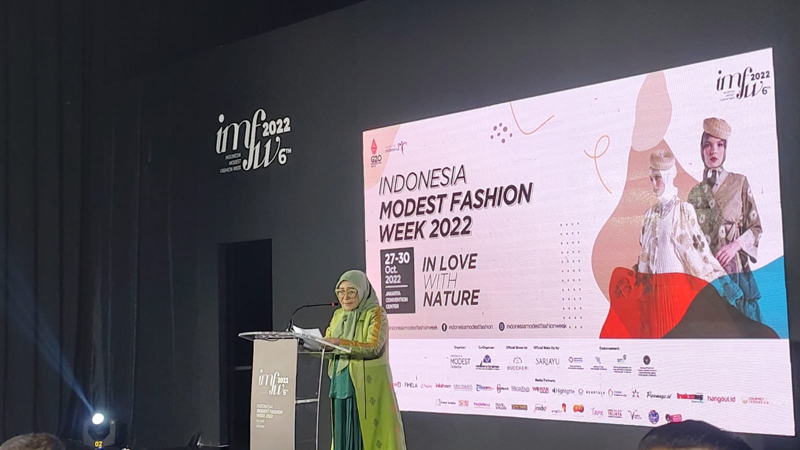 IMFW 2022 Usung Sustainable Fashion_womanindonesia.co.id