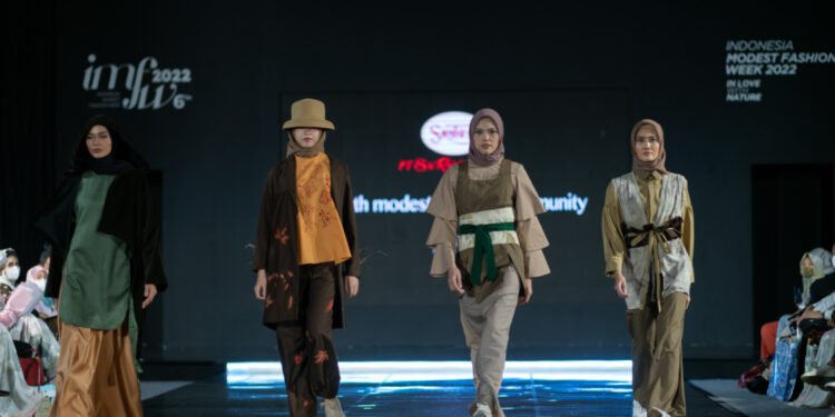 Youth Modest Fashion Summit 2022, Ajang Anak Muda Peduli Industri Fashion yang Sustainable_womanindonesia.co.id