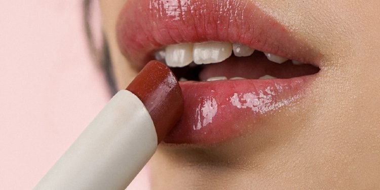 Tips Merawat Bibir agar Sehat di Tengah Kesibukan Harian_womanindonesia.co.id