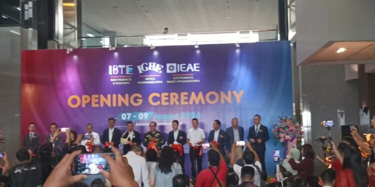 Opening Ceremoni Pameran dagang IBTE, IGHE, IEAE 2024, (Jakarta, 7/8/2024)